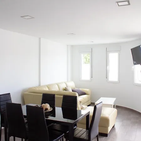 Homely Duplex Las Lagunas טורבייחה