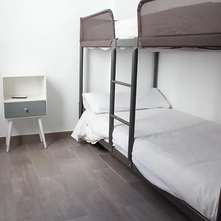 Homely Duplex Las Lagunas * טורבייחה